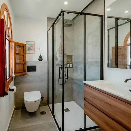 Villa La Caleta - Private Pool And Garden